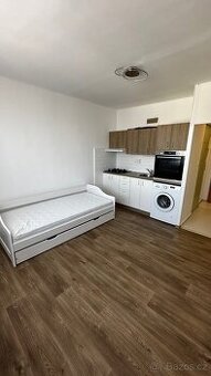 Pronájem bytu 1+1 v Teplicích