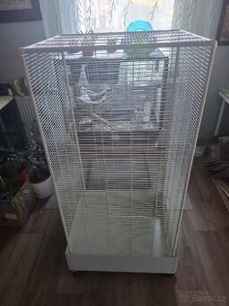 Velká klec s kovovým dnem