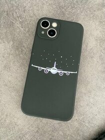 Silikonovy obal na iPhone 13