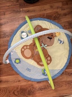 Krásná hrací deka