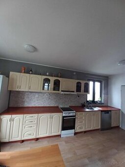 Kuchyňská linka bez spotřebičů
