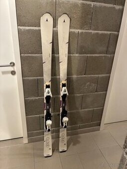 Lyže atomic, dámské 162 cm