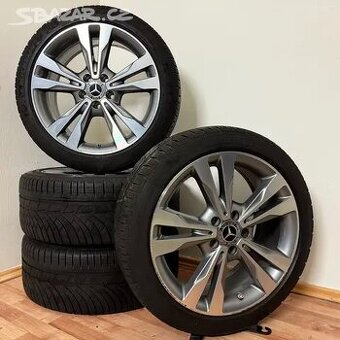 DVOUROZMĚRNÉ MERCEDES C W205 5x112 R18+ZIMNÍ PNEU
