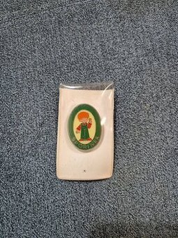 Odznak spořínek v originál obalu