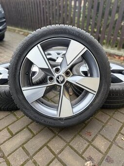 ORIGINÁL Alu Škoda NIVALIS R17, 5x112 - ZIMNÍ