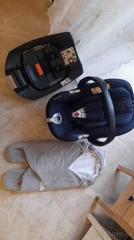 Cybex Aton5 Se základnou a fusakem