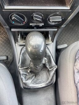 Škoda Octavia 16 55 kW STK 2027::::1997