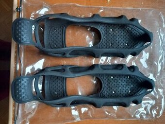 Protiskluzové návleky na boty vel. M top stav