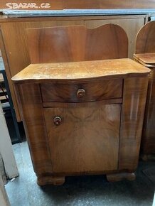 Dva noční stolky + manželská postel ( nefoceno )