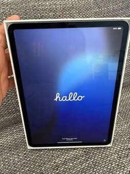 iPad 11 pro 4th 128GB