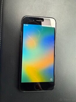 IPhone 8 64gb černý