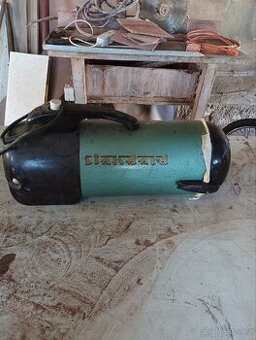 Historický vysavač pro sberatele