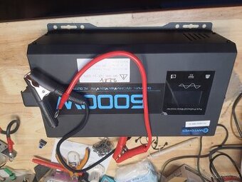 Měnič  střídač 48V 230V. 2kW