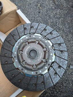 Prodám zánovní spojkovou sadu LuK pro Alfa Romeo 159 2.4jtdm