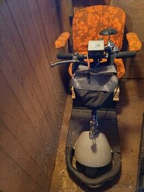 Elektrický  vozík pro seniory - tříkolový