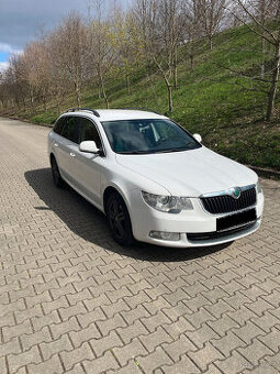 Prodám Škoda Superb Combi 2.0 TDI – TOP výbava