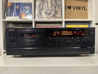 TEAC V-9000 High-End tape deck