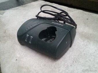 Nabíječka Metabo LC40 - 1