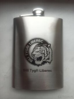 Prodám láhev (placatici) s potiskem HC Bilí Tygři Liberec - 1