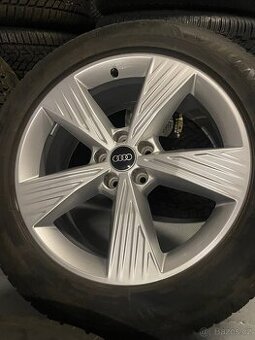 Original zimni alu Audi Q4 e-tron 89A r19 Top stav