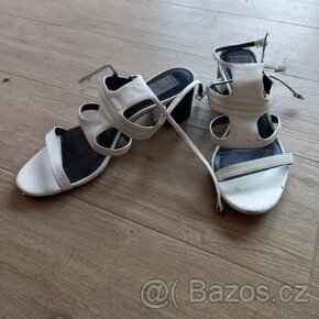 Páskové boty Calvin Klein vel 39