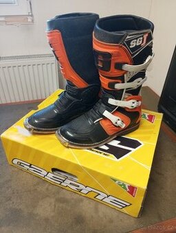 Motokrosové boty
