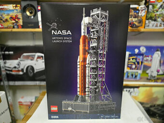 LEGO® Icons 10341 NASA Artemis Space Launch System