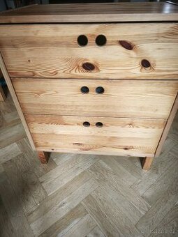 Komoda masiv borovice 3 zásuvky