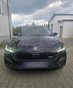 Škoda Octavia 4 IV maska sportline cerna