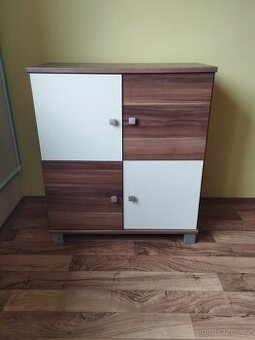 Stylová skříňka