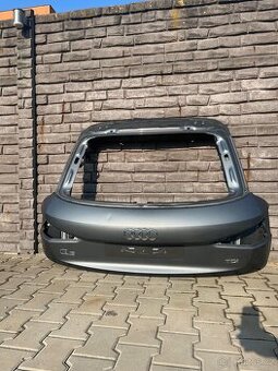 Zadní klapa Audi Q3