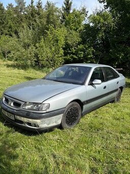 Renault Safrane V6 24V 140 KW