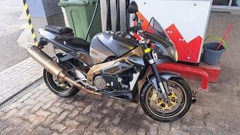 Arilia Tuono 1000 R