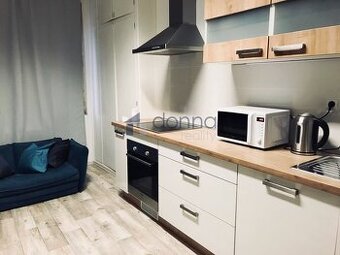 Pronájem bytu 2+kk, 51m2, Praha 8 - Karlín, ul. Sokolovská, 