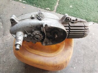 Jawa 550 motor