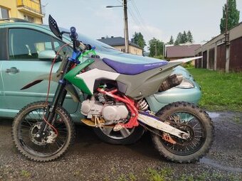 pitbike stomp 140