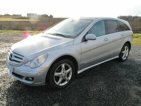 Mercedes-Benz 320 cdi 165 kw polokůže 6míst