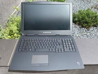 17" Dell Alienware 17 R4 - CPU i7 / GTX980 8GB - 1