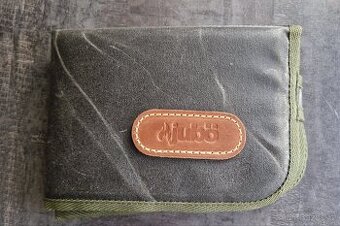 Sedátko skládací JUBÖ Bushcraft WAXED Seat Pad - zelené