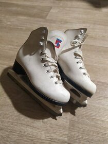 Dívčí brusle, délka stélky 19,5cm - 1