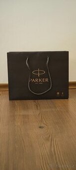 Prodám novou sadu : pero PARKER + blok PARKER + taška PARKER