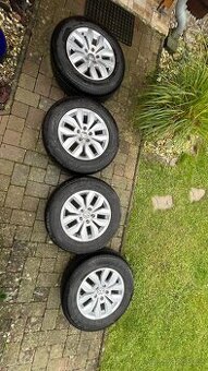 Alu kola VW Amarok 245/65/r17 rozteč 5x120