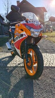Honda CBR125R