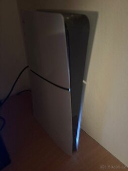 Playstation 5 slim bez mechaniky + 2x ovladač