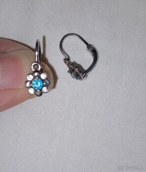 Dětské náušnice stříbrný,  s modrým kamínkem