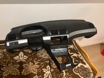 BMW E46 Palubní deska