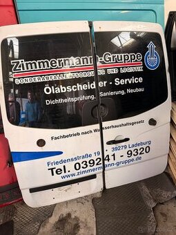 Zadní malí dveře Mercedes Sprinter 906