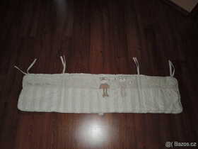 Mantinel do postýlky