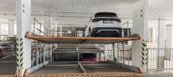 Pronajmu kryté parkovací stání Polabiny Lonkova