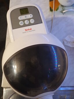 Horkovzdušná fritéza Tefal ActiFry express